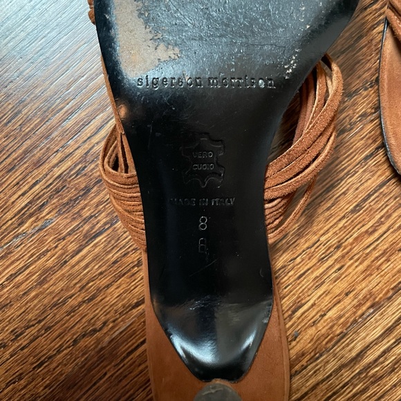 Rare, Vintage Leather and Swede Brown “Belle” by Sigerson Morrison 2.3’’ Heels - Picture 5 of 7